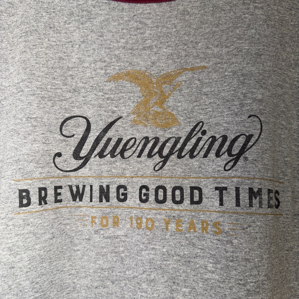 Yuengling Beer Tee Shirt Men’s XL Gray Top Burgundy Short Sleeve T-Shirt Graphic